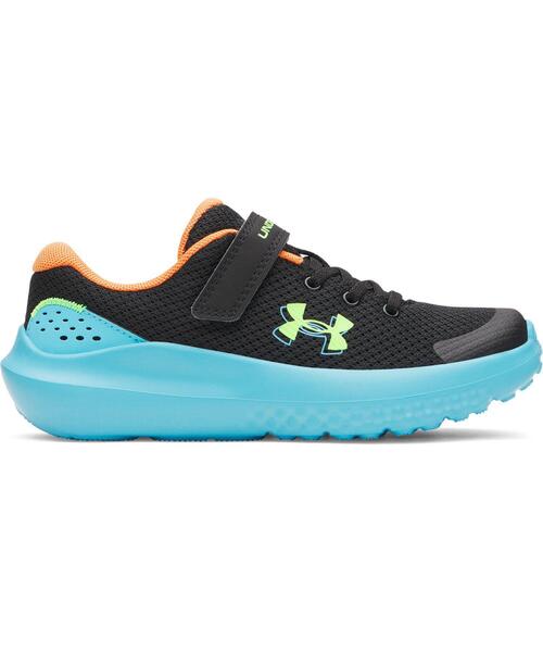 UNDER ARMOUR(アンダーアーマー)の「UAサージ4 AC(ランニング/キッズ)(スニーカー・キッズ・ブラック×ピンク・21.0cm/18.0cm/20.5cm/18.5cm/20.0cm/22.0cm/17.5cm/21.5cm/19.0cm/19.5cm/17.0cm)」の1枚目の写真