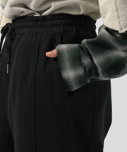 niko and...(ニコアンド)の「ワイドジップスウェットパンツ(スウェットパンツ・メンズ・グレー/ブラック・MEDIUM/LARGE)」の5枚目の写真
