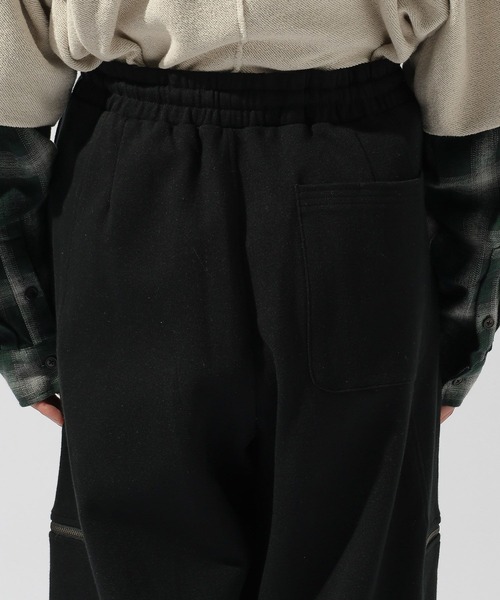 niko and...(ニコアンド)の「ワイドジップスウェットパンツ(スウェットパンツ・メンズ・グレー/ブラック・MEDIUM/LARGE)」の8枚目の写真