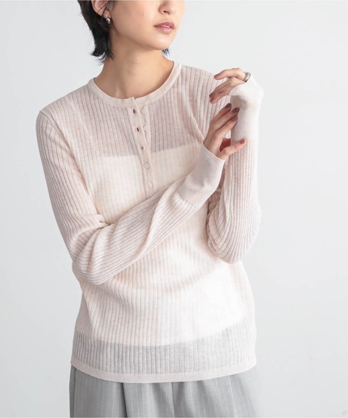 for/c(フォーシー)の「ヘンリーネックシアーニット【サスティナブル】(ニット/セーター・レディース・ブラック/オフホワイト/チャコールグレー/ピンク・L/LL/M)」の20枚目の写真