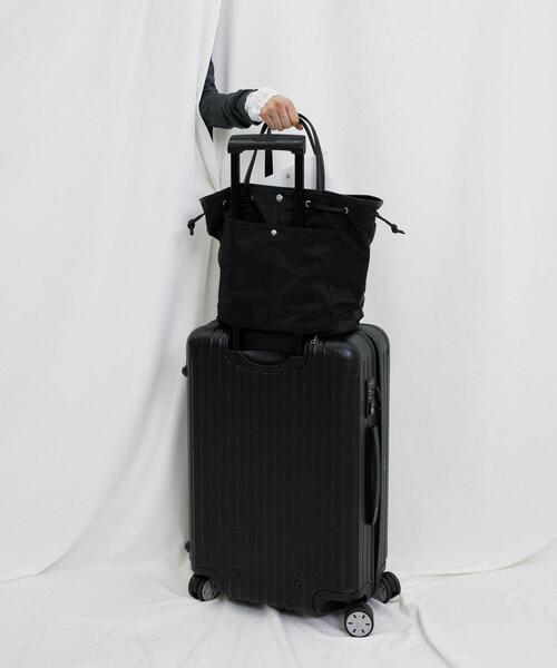 RODE SKO(ロデスコ)の「『Lsize』hun RODESKO Dual pocket tote large(トートバッグ・レディース・ブラウン/ブラック・ONE)」の4枚目の写真