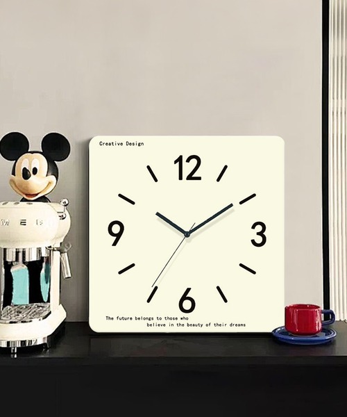 IRADOWL（アイラドール）の「【アイラドール room】スクエア壁掛けカラー時計（掛け時計・レディース・ブルー/ブラック/グリーン/レッド・FREE）」の6枚目の写真