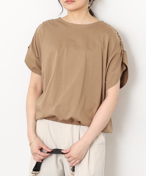 EGLANTINE（エグランティーヌ）の「EGLANTINE コクーンシルエットギャザーカットソー（Tシャツ/カットソー・レディース・オフホワイト/ブラック/ネイビー/ベージュ・40）」の3枚目の写真