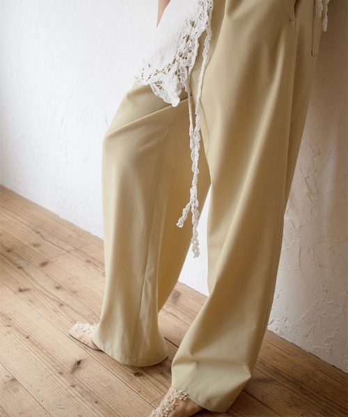 leinwande(ラインヴァンド)の「Wide Straight Trousers / ワイドストレートトラウザー(スラックス・レディース・イエロー/グレー/ネイビー系・SMALL/MEDIUM)」の12枚目の写真