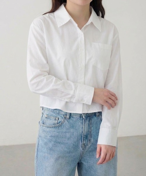 SallyLunn（サリーラン）の「クロップドベーシックシャツ（シャツ/ブラウス・レディース・ブルー/ピンク/アイボリー/ホワイト/グリーン・FREE）」の2枚目の写真