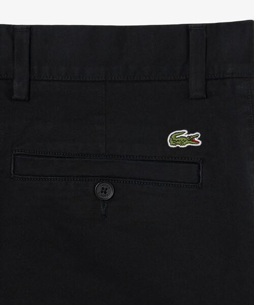 LACOSTE（ラコステ）の「スリムフィットテーパードストレッチチノパンツ（チノパンツ・メンズ・ベージュ/ブラック/ダークネイビー・32/33/30/31）」の13枚目の写真
