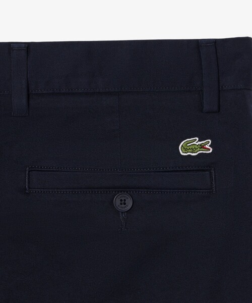 LACOSTE（ラコステ）の「スリムフィットテーパードストレッチチノパンツ（チノパンツ・メンズ・ベージュ/ブラック/ダークネイビー・32/33/30/31）」の21枚目の写真