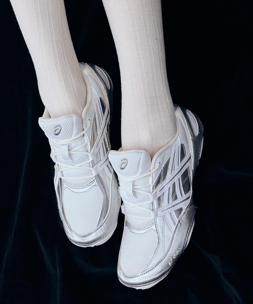 ASICS(アシックス)の「ASICS / アシックス HYPERSYNC / 1203A879(スニーカー・レディース・グレー/ブラック/ホワイト・23.5cm/24cm/24.5cm)」の1枚目の写真