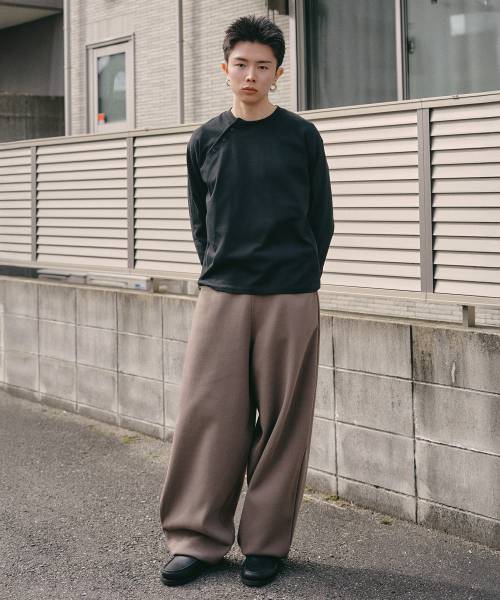 XERO（ゼロ）の「サイドヘンリーネックロングスリーブ[ブラック]（Tシャツ/カットソー・レディース・その他・MEDIUM/LARGE）」の2枚目の写真