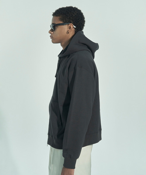 VICTIM（ヴィクティム）の「VICTIM ヴィクティム / SHORT ZIP PARKA ショートジップパーカー / VTM-26-CS-001（パーカー・メンズ・ブラック/ネイビー/レッド・1/3/2）」の5枚目の写真