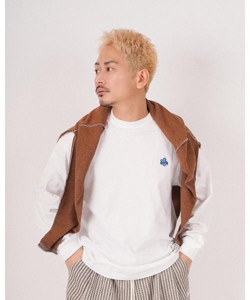 #Re:room（リルーム）の「フラワーアイコンワッペンロングスリーブ（Tシャツ/カットソー・メンズ・ホワイト・S-M/M-L/L-XL）」の2枚目の写真