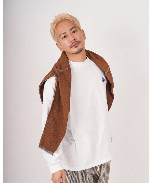 #Re:room（リルーム）の「フラワーアイコンワッペンロングスリーブ（Tシャツ/カットソー・メンズ・ホワイト・S-M/M-L/L-XL）」の3枚目の写真