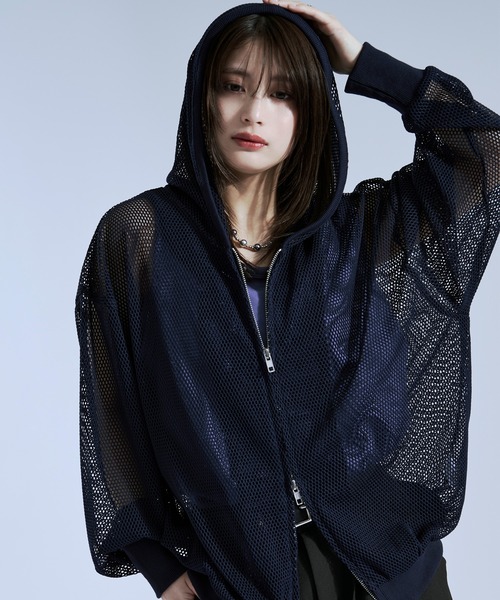 Ellno Loset(エルノロゼット)の「フィンガーホールツキダブルジップメッシュフーディ(パーカー・メンズ・ネイビー/ブラック/グレー・SMALL/LARGE/MEDIUM)」の4枚目の写真
