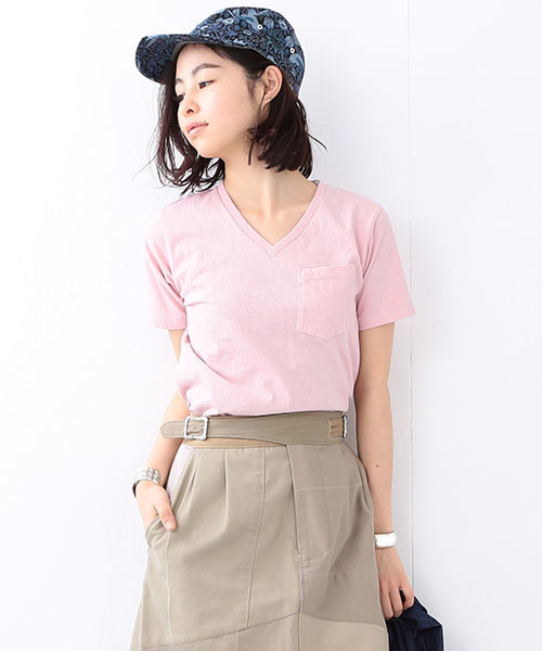 BEAMS BOY（ビームスボーイ）の「HANES / POCKET V-NECK TEE 16SS（Tシャツ/カットソー・レディース・ホワイト/ブラック/ピンク/ネイビー・ONE SIZE）」の4枚目の写真