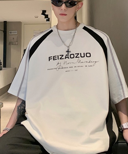link lot(リンクロット)の「Y2Kラグランスリーブ半袖ロゴモノトーンTシャツ(Tシャツ/カットソー・メンズ・ホワイト/ブラック・M/L)」の4枚目の写真