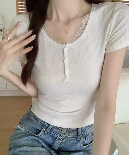 SHEPP(シープ)の「フロントボタン レーストリム ヘンリーネックリブ半袖Tシャツ(Tシャツ/カットソー・レディース・ホワイト/ミント・M/S)」の5枚目の写真