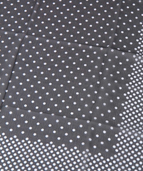 LEPSIM(レプシィム)の「シアースカーフ 665352(バンダナ/スカーフ・レディース・レッド/ブラック・ONE SIZE)」の10枚目の写真
