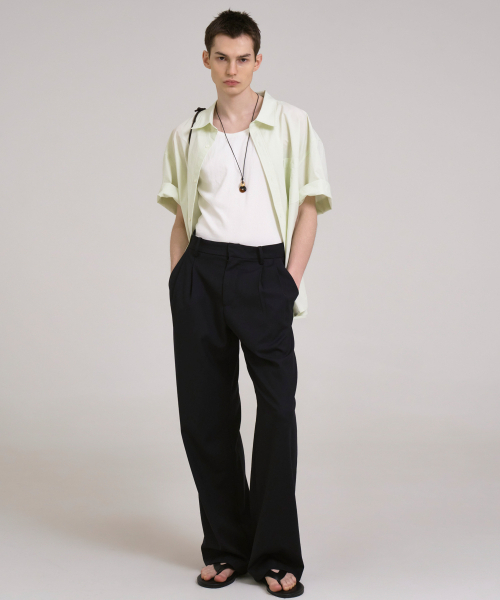SSIN AND LEE(シンアンドリー)の「ライトコットンオーバーサイズハーフシャツミント(シャツ/ブラウス・メンズ・その他・LARGE/MEDIUM)」の2枚目の写真