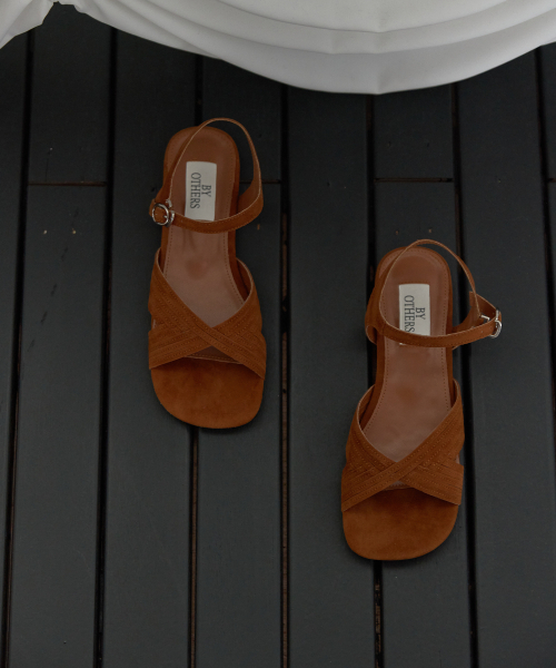 BYOTHERS(バイオザーズ)の「Sierra Sandals(サンダル・レディース・ブラック/ブラウン・23cm/23.5cm/24cm/24.5cm/25cm)」の5枚目の写真