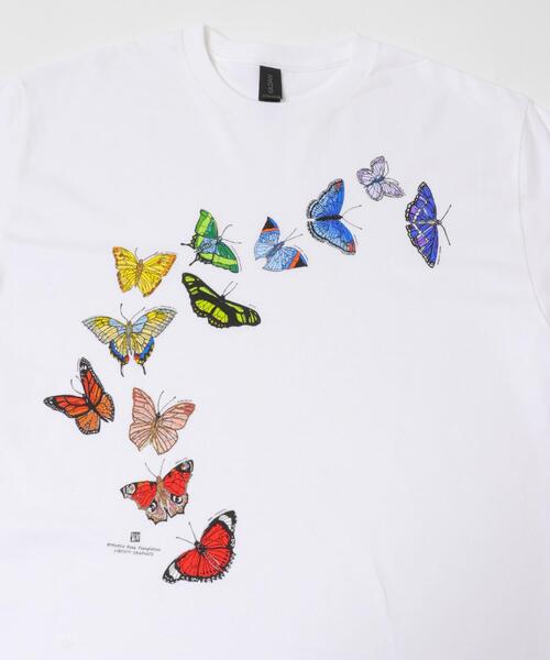 URBAN RESEARCH DOORS(アーバンリサーチドアーズ)の「LIBERTY GRAPHICS BUTTERFLYT-SHIRTS(Tシャツ/カットソー・レディース・ホワイト系その他・MEDIUM)」の3枚目の写真