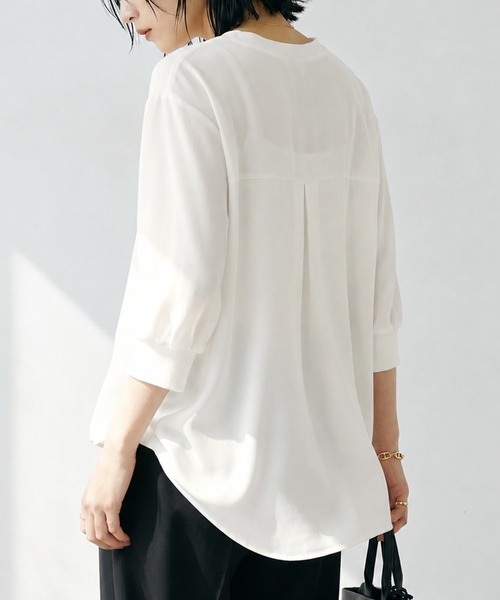 itto...(イット)の「【接触冷感&UVカット】ひんやりさらさらジョーゼットパフスリーブブラウス(Tシャツ/カットソー・レディース・チャコール/グレー/ブラック/オフホワイト・FREE)」の6枚目の写真