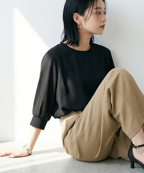 itto...(イット)の「【接触冷感&UVカット】ひんやりさらさらジョーゼットパフスリーブブラウス(Tシャツ/カットソー・レディース・チャコール/グレー/ブラック/オフホワイト・FREE)」の17枚目の写真