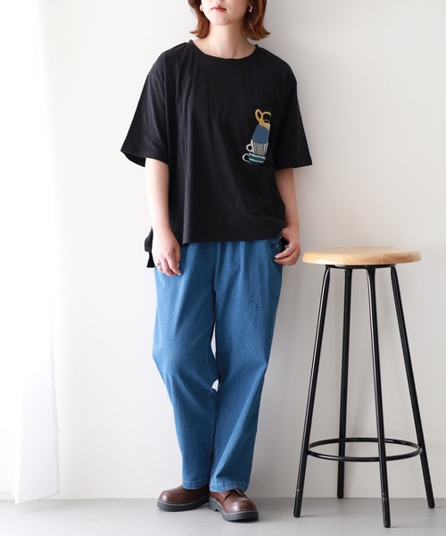 Emago(イマゴ)の「EMAGO マグカップ刺繍T(Tシャツ/カットソー・レディース・ブルー/アイボリー/ブラック・FREE)」の18枚目の写真