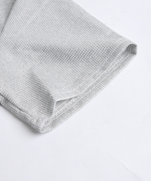 neos（ネオス）の「【neos】ルーズシルエット ワッフル サーマル ヘンリーネック 半袖Tシャツ オーバーサイズ カットソー（Tシャツ/カットソー・メンズ・ブラック/グレー/ホワイト・MEDIUM/X-LARGE/LARGE）」の9枚目の写真