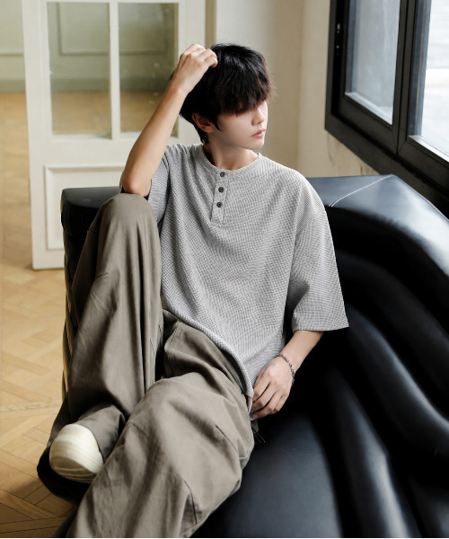 neos（ネオス）の「【neos】ルーズシルエット ワッフル サーマル ヘンリーネック 半袖Tシャツ オーバーサイズ カットソー（Tシャツ/カットソー・メンズ・ブラック/グレー/ホワイト・MEDIUM/X-LARGE/LARGE）」の22枚目の写真