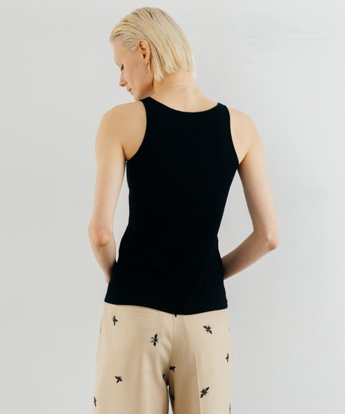 CREDONA(クレドナ)の「CUT TANK TOP/カットタンクトップ(タンクトップ・レディース・ブラック/ホワイト/ベージュ系その他・FREE)」の17枚目の写真