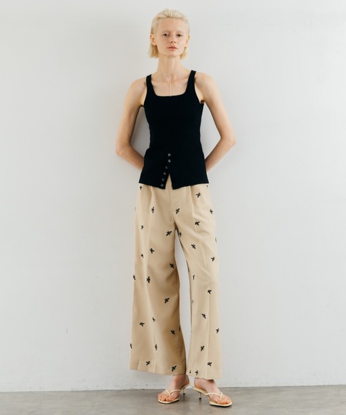 CREDONA(クレドナ)の「CUT TANK TOP/カットタンクトップ(タンクトップ・レディース・ブラック/ホワイト/ベージュ系その他・FREE)」の22枚目の写真