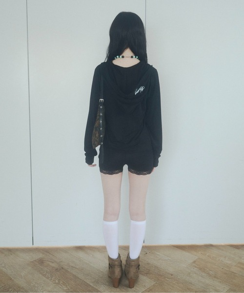 chernyy(チェルニー)の「chernyy double zip-up stretch hoodie / ダブルジップコンパクトフーディー(パーカー・レディース・グレー/ブラック/プラム・SMALL/LARGE/MEDIUM)」の8枚目の写真