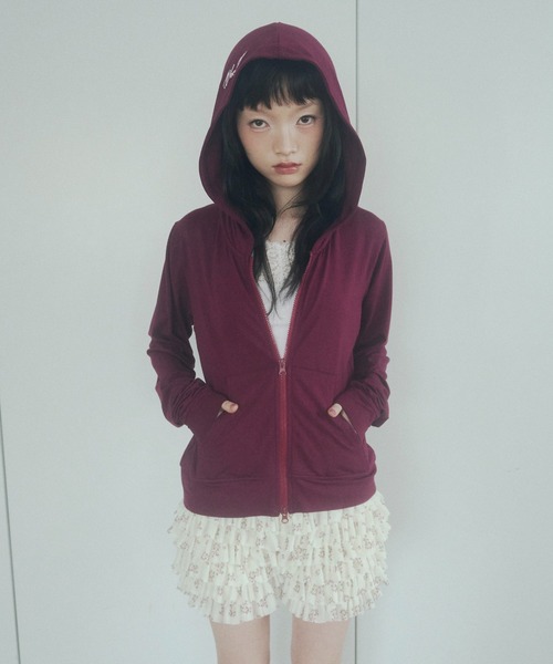 chernyy(チェルニー)の「chernyy double zip-up stretch hoodie / ダブルジップコンパクトフーディー(パーカー・レディース・グレー/ブラック/プラム・SMALL/LARGE/MEDIUM)」の11枚目の写真