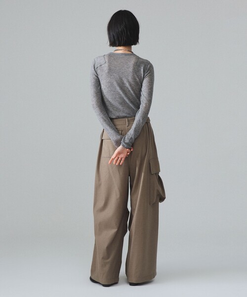 BEAMS BOY(ビームスボーイ)の「maturely / ウール コマンド ロングスリーブ(ニット/セーター・レディース・グレー/レッド/ブラック・0/1)」の10枚目の写真