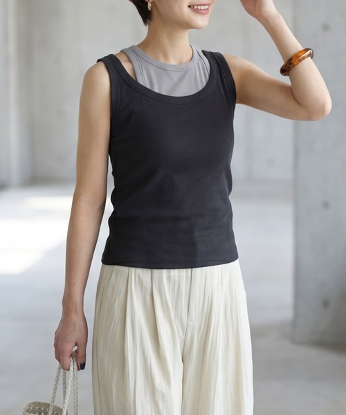 STYLE DELI(スタイルデリ)の「カップ付き内側シアーレイヤードタンク(Tシャツ/カットソー・レディース・ブラック/ホワイト/ブラウン・FREE)」の1枚目の写真