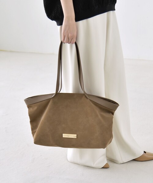 quaranciel(カランシエル)の「quaranciel: ロング ハンドル コンビ ワイド トート(トートバッグ・レディース・ブラウン/ブラック/ベージュ・ONE SIZE)」の1枚目の写真