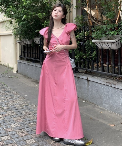 FAVORITO(ファヴォリート)の「Vネック半袖ワンピース(ワンピース・レディース・ピンク・F)」の11枚目の写真