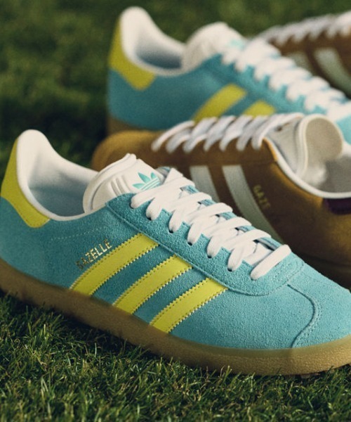 adidas(アディダス)の「オリジナルスゴルフ ウィメンズ ガゼル ゴルフ 【adidas Golf/アディダスゴルフ】(スニーカー・レディース・ブルー・23.5cm/24.0cm/24.5cm/25.0cm/25.5cm/22.0cm/22.5cm/23.0cm)」の2枚目の写真