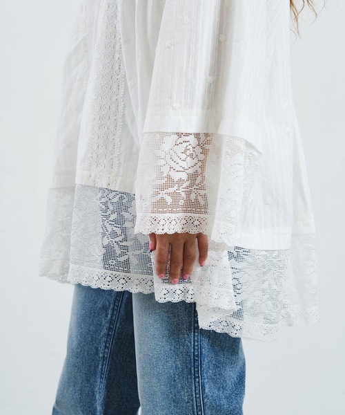 ROSE BUD(ローズバッド)の「mag.by c/COTTON LACE BLOUSE(シャツ/ブラウス・レディース・ホワイト/ベージュ・ONE SIZE)」の11枚目の写真