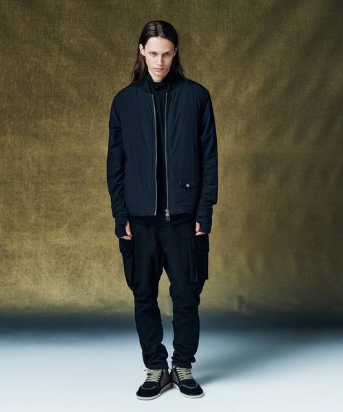 glamb(グラム)の「Round Hem Bomber Jacket / ラウンドヘムボマージャケット(ミリタリージャケット・メンズ・アイボリー/ブラック・S/M/L)」の16枚目の写真