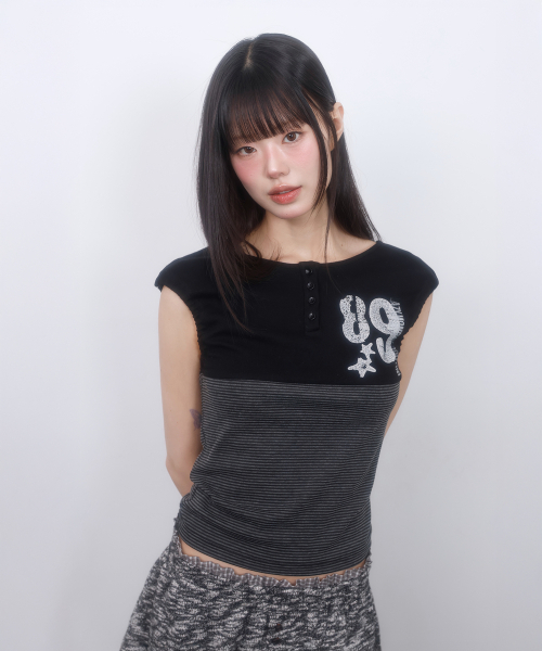 LMR(エルエムアール)の「ヘンリーネックストライプパフスリーブレスBLACK(Tシャツ/カットソー・レディース・ブラック・MEDIUM/SMALL)」の1枚目の写真