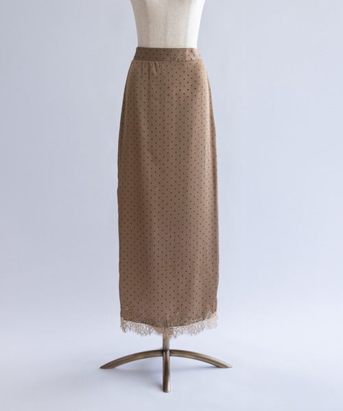 EN NEUME(エンノイム)の「Polka Dot Satin Lace Trim Skirt(スカート・レディース・アイボリー/ブラウン/ブラック/ベージュ・FREE)」の4枚目の写真