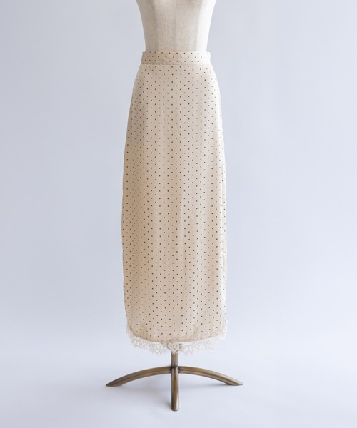 EN NEUME(エンノイム)の「Polka Dot Satin Lace Trim Skirt(スカート・レディース・アイボリー/ブラウン/ブラック/ベージュ・FREE)」の2枚目の写真