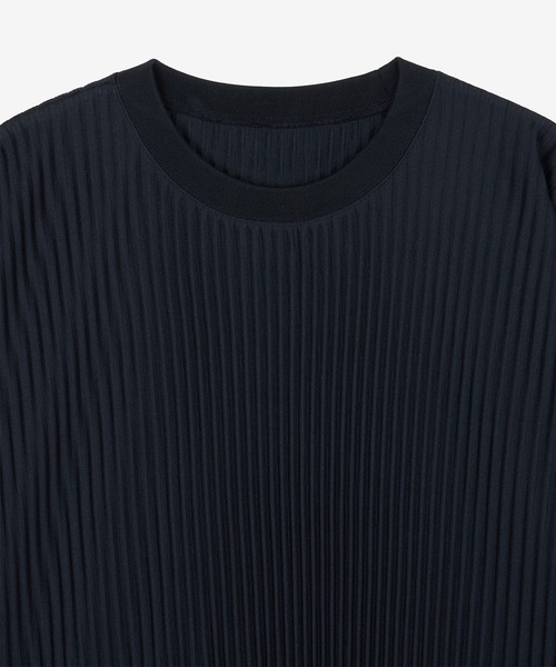 TNGT(ティーエヌジーティー)の「TNGT(ティーエヌジーティー)Yoyogi プリーツクルーネックTシャツ(Tシャツ/カットソー・メンズ・ネイビー/ブラウン/ブラック・L/M)」の17枚目の写真