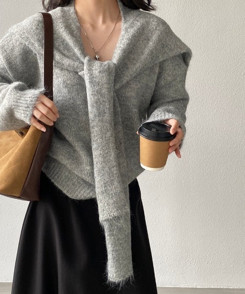 Ritzy（リッツィー）の「2WAY取り外しストール付きVネックニット 2026AW（ニット/セーター・レディース・ブラック/ベージュ/パープル/グレー/アイボリー/モカ・FREE）」の11枚目の写真