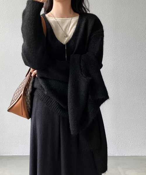 Ritzy（リッツィー）の「2WAY取り外しストール付きVネックニット 2026AW（ニット/セーター・レディース・ブラック/ベージュ/パープル/グレー/アイボリー/モカ・FREE）」の20枚目の写真