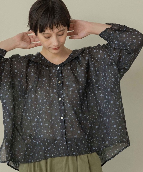 studio CLIP(スタディオクリップ)の「《natural by clip》ラミーフラワーセーラーブラウス(シャツ/ブラウス・レディース・ブラック系その他/ブラウン系その他・FREE)」の2枚目の写真