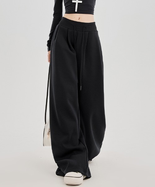 center i(センターアイ)の「フロントタック ルーズワイド スウェットパンツ(スウェットパンツ・レディース・ネイビー/ブラック/グレー・FREE)」の5枚目の写真