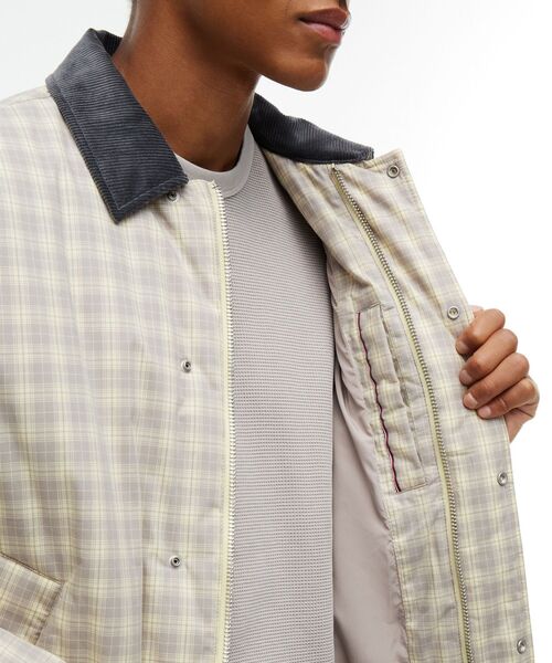tommy jeans（トミー ジーンズ）の「ハリントンジャケット（ブルゾン・メンズ・ベージュ系その他3・LARGE/SMALL/MEDIUM）」の2枚目の写真