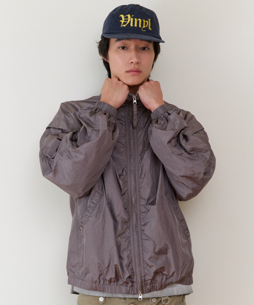 THEVINYLHOUSE(ザバイニルハウス)の「SHIRRING OVER NYLON JACKET PURPLE(ナイロンジャケット・メンズ・その他・SMALL/MEDIUM/LARGE)」の4枚目の写真